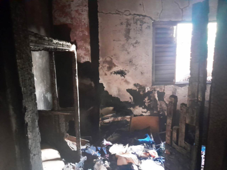 Mobilização ajuda família após incêndio em casa de Marília; veja como doar
