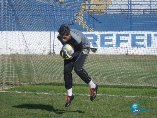 Goleiro Matheus Poletine volta diante do Sertãozinho – Divulgação/Assessoria MAC