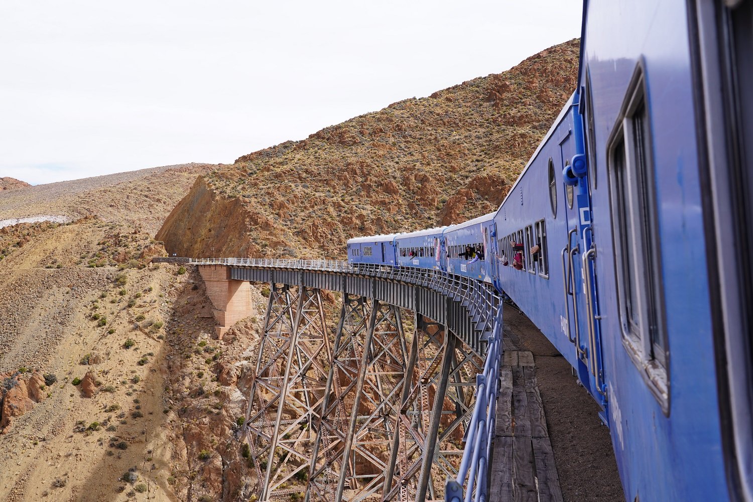 O Trem das Nuvens está a mais de 4 mil metros de altura acima do nível do mar. Foto: Cesar Valdivieso