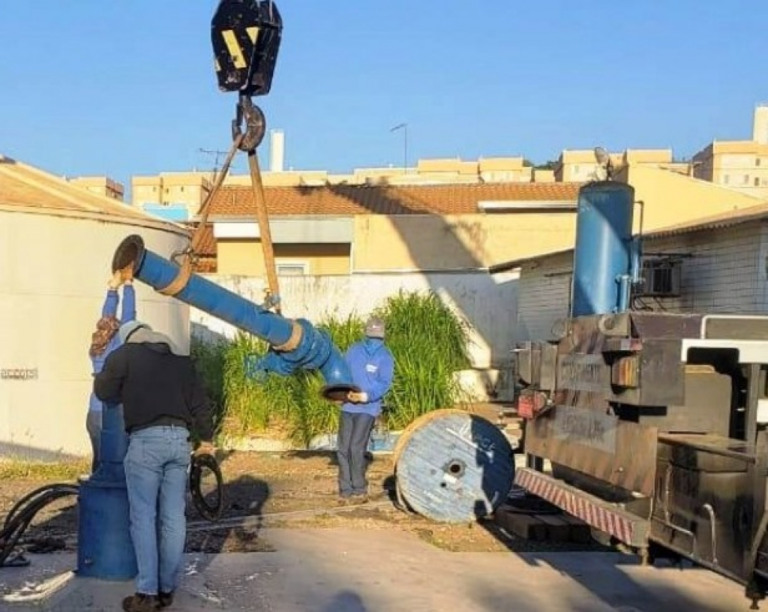 Troca de bomba complica abastecimento de água em bairros da zona norte