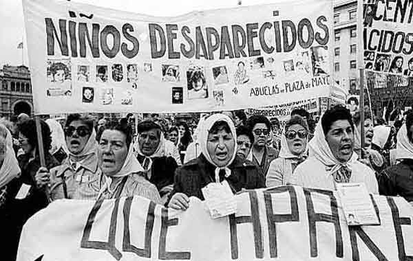 As Mães da Praça de Maio em protesto. Foto: Reprodução