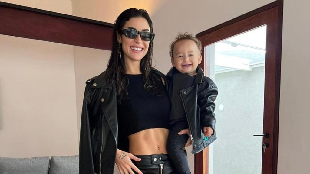 Bianca Andrade e o filho Cris, sofrem acidente de carro: ‘Assessoria confirmou’