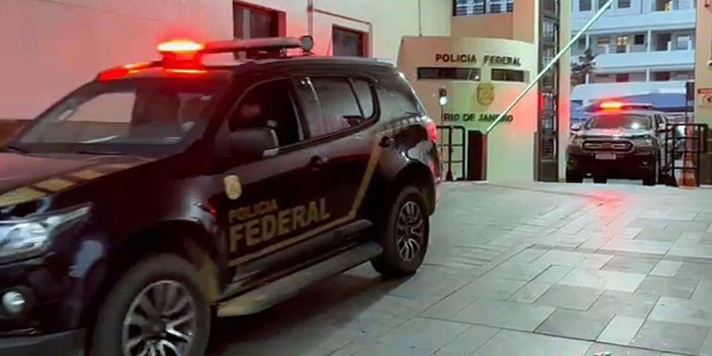 © Polícia