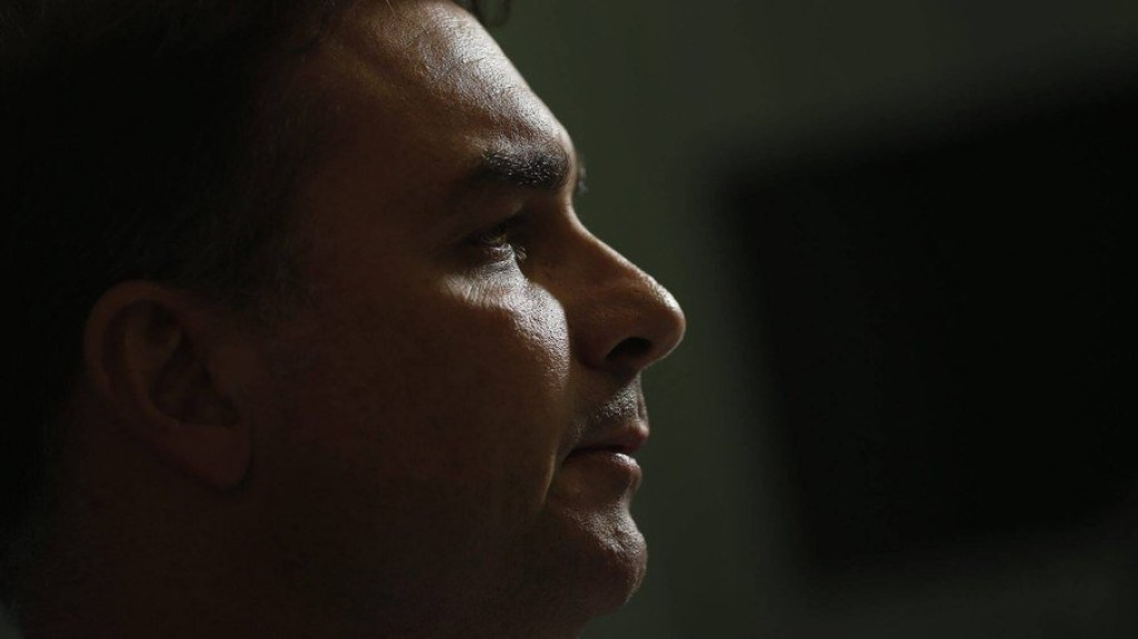 Flávio aponta falta dinheiro como 'ponto crÃtico' para campanha do pai Flávio aponta falta dinheiro como 'ponto crÃtico' para campanha do pai