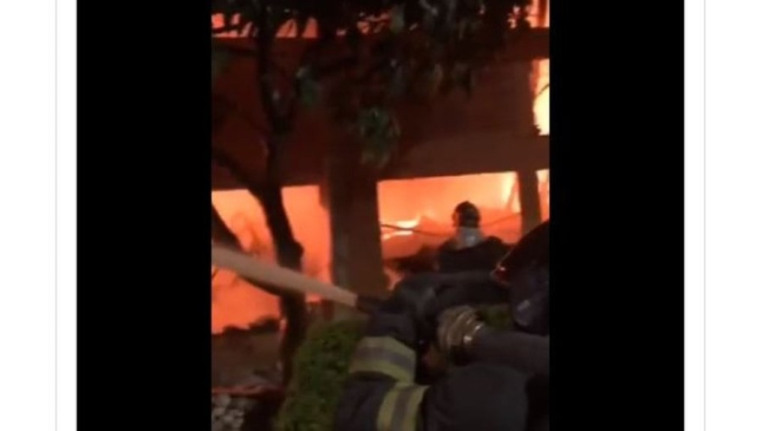 Incêndio atinge galpão de fábrica em Suzano (SP) na véspera de Natal