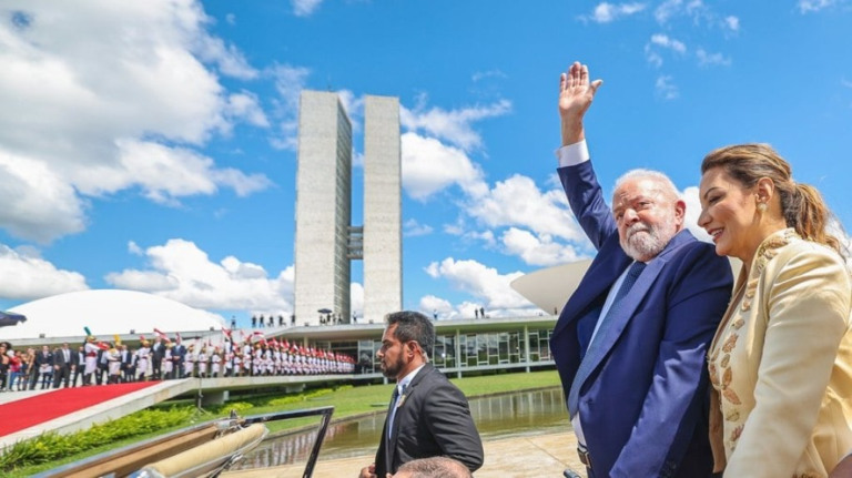 Lula e Janja se mudam para o Palácio da Alvorada após estadia em hotel