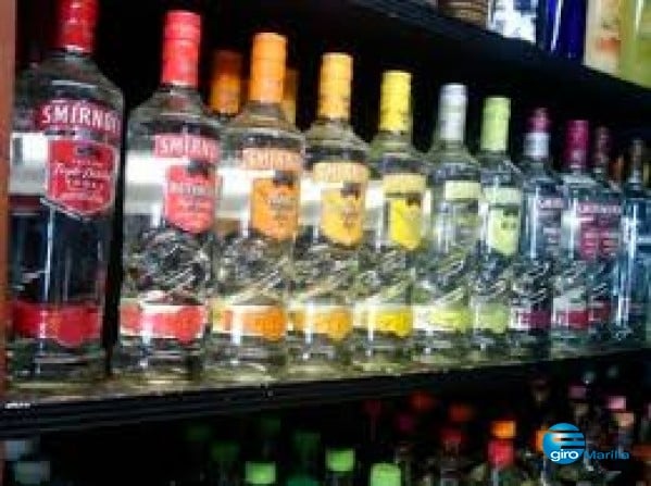 Saúde fecha bar de Marília por vender álcool a menores; primeiro caso no interior