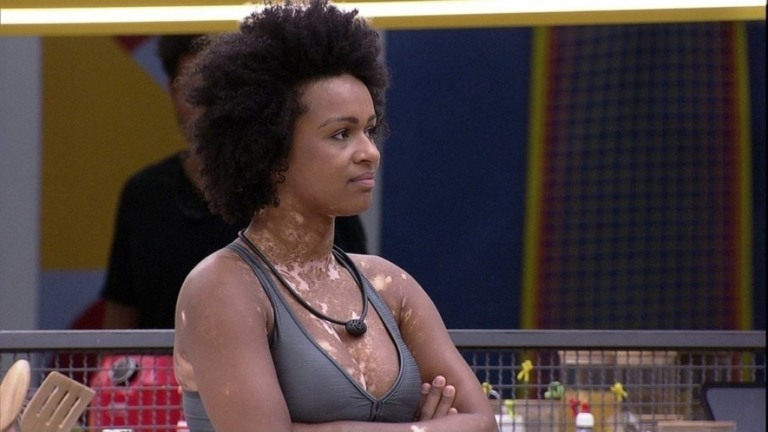 'BBB 22': Natália reflete sobre paredão: "não me sinto confiante"