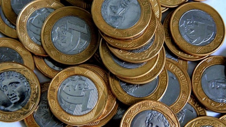 Taxas de juros continuam em alta em janeiro