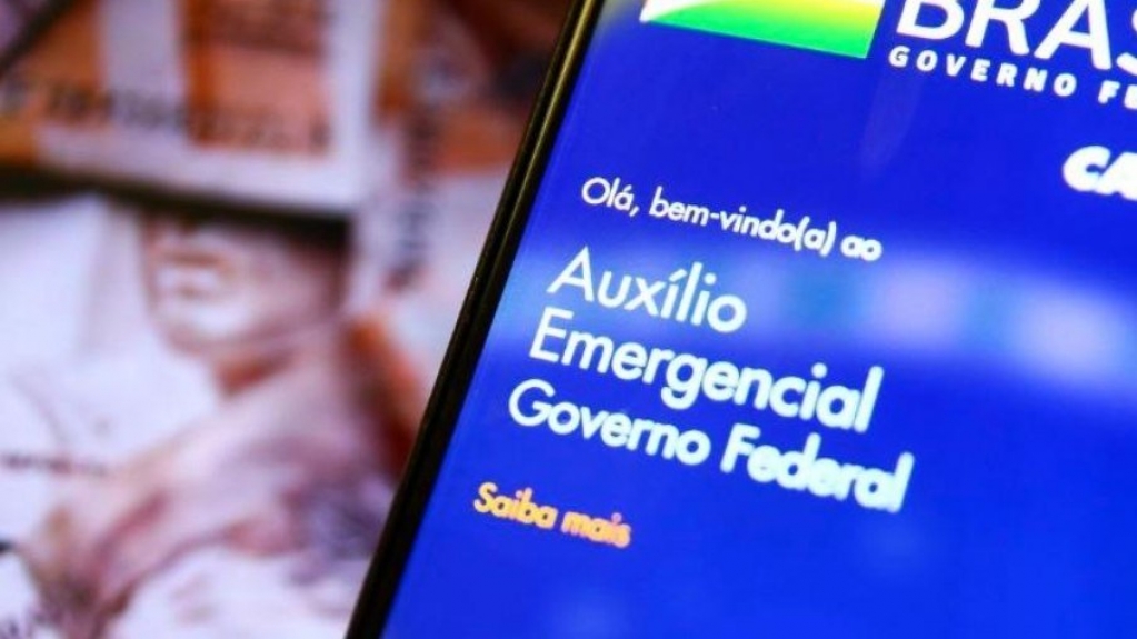 Auxílio Emergencial pagará parcelas em novembro; veja quem recebe