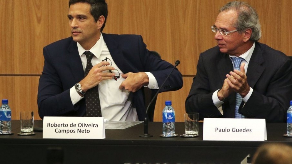 Explicar offshores: estresse de Guedes preocupa e Campos Neto está chateadíssimo