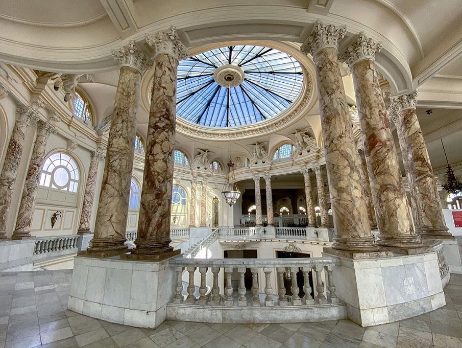 O interior do Gran Teatro de La Habana, em Havana, Cuba. Foto: Reprodução/Instagram 23.02.2023