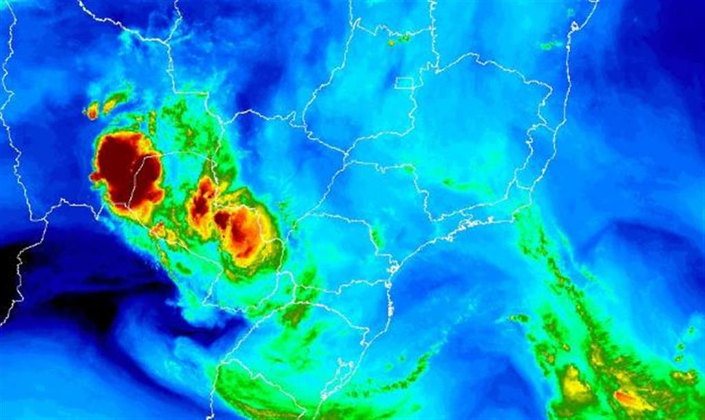 Imagem de satélite divulgada pelo Instituto Nacional de Meteorologia – reprodução