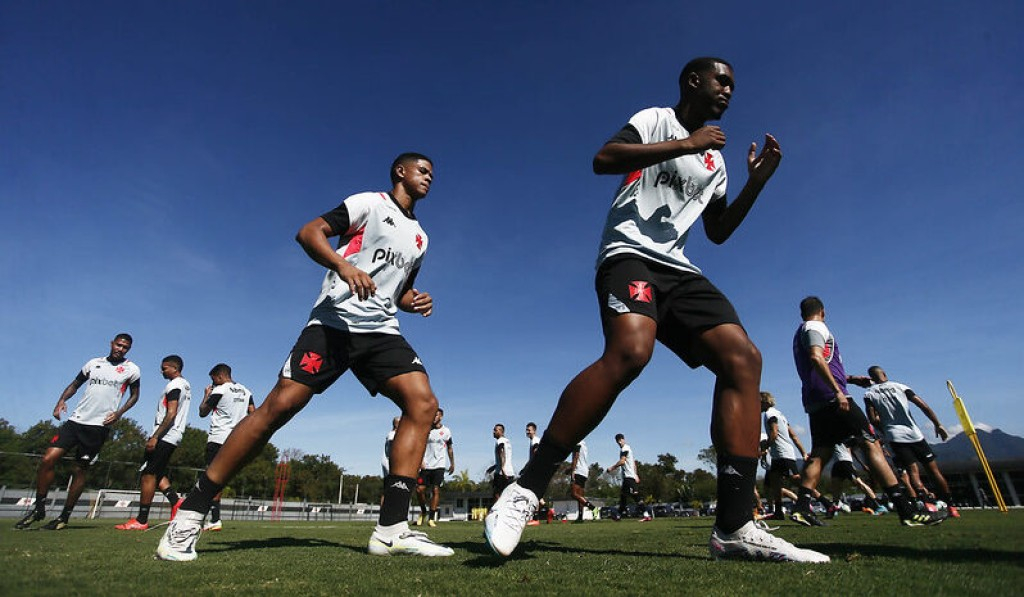 Vasco da Gama enfrenta o Fortaleza neste sábado pelas oitavas do Brasileirão