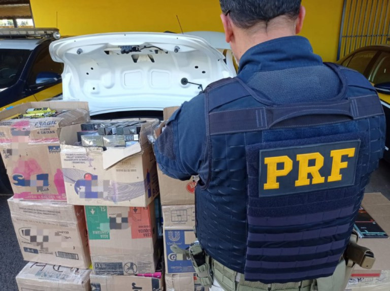 Casal é flagrado com 3.364 cigarros eletrônicos durante blitz em Ourinhos