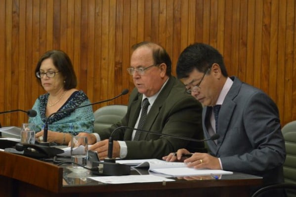 Mesa da Câmara durante sessão desta segunda – Foto: Mauro Abreu/Divulgação