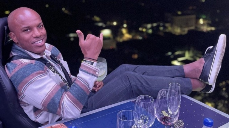 OMG! Fabio Braz manda mensagem e levanta suspeita para o "Ilha Record"