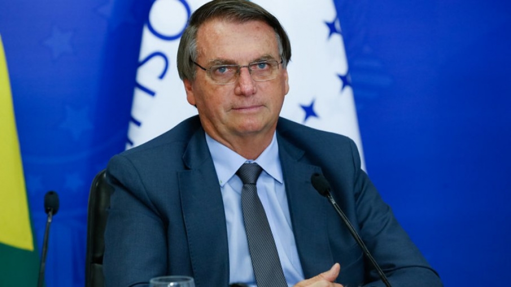 Bolsonaro cita argumento errado para rejeitar tomar CoronaVac