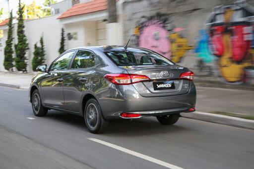 Toyota Yaris Hatch e Sedan. Foto: Divulgação