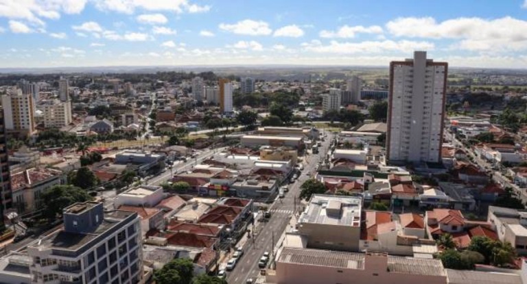 Marília registra 1.207 novas empresas no ano; registros em todas as regiões