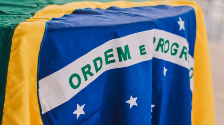 64% das empresas transmitirão jogos da Copa do Mundo no escritório