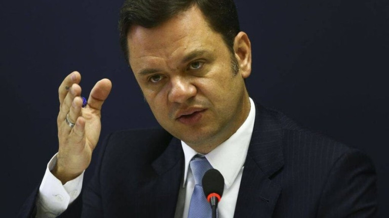 Anderson Torres segue preso após passar por audiência de custódia
