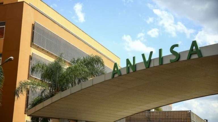 Anvisa retira do mercado outras marcas de pomadas de cabelo