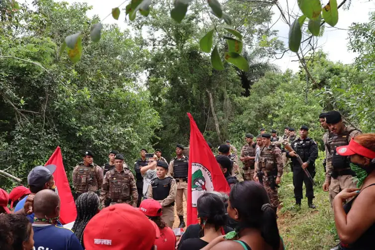 MST ocupa fazenda em Lagoa Santa (MG) e pede desapropriação da terra. Foto: MST