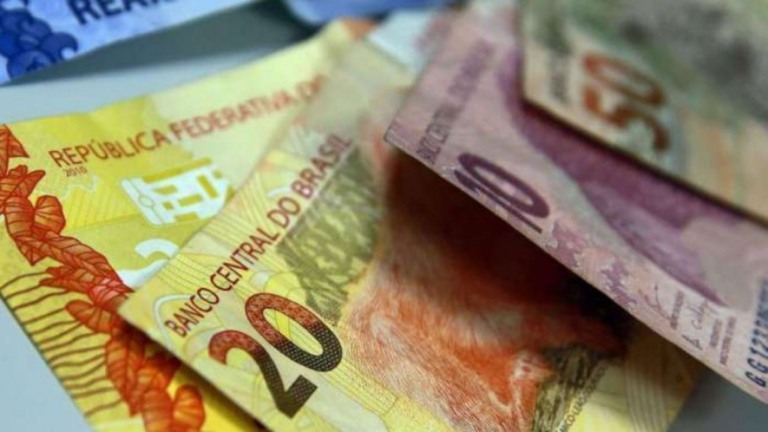 Cerca de 13% das famílias de SP devem usar FGTS para dívidas