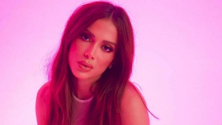 Anitta chega no top 5 da Billboard com "Envolver"