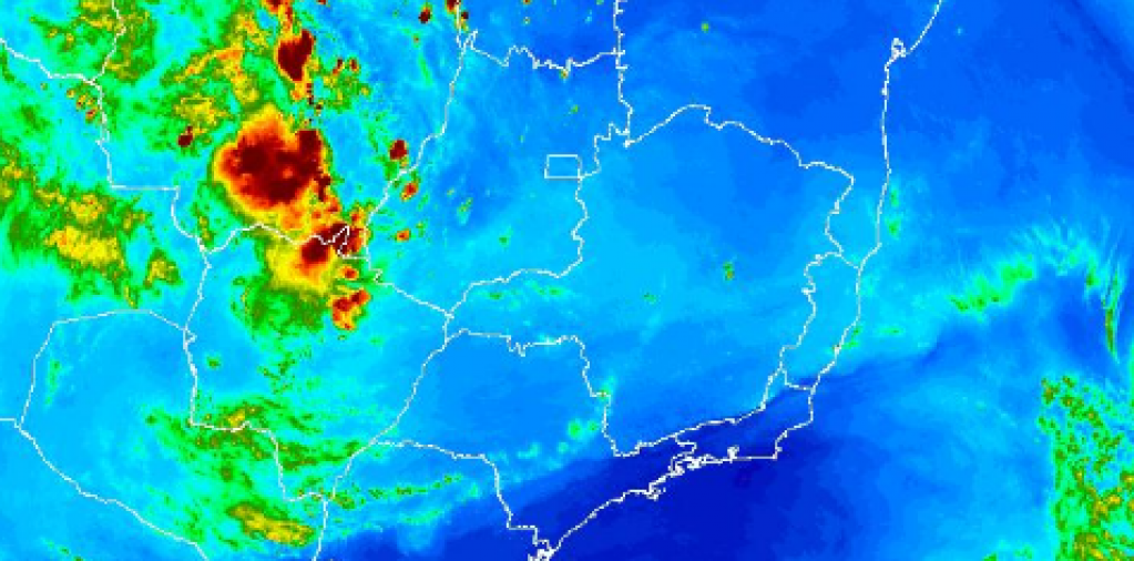 Feriado terá tempo nublado e chuva no final de semana