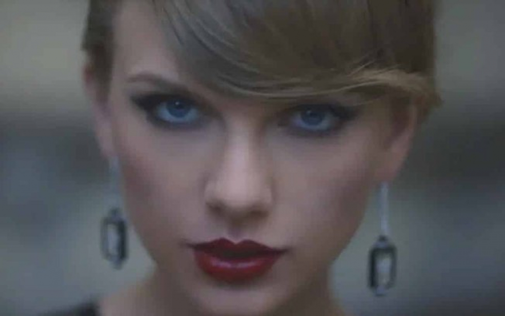 "Blank Space", de Taylor Swift, atinge 3 bilhões de views no YouTube