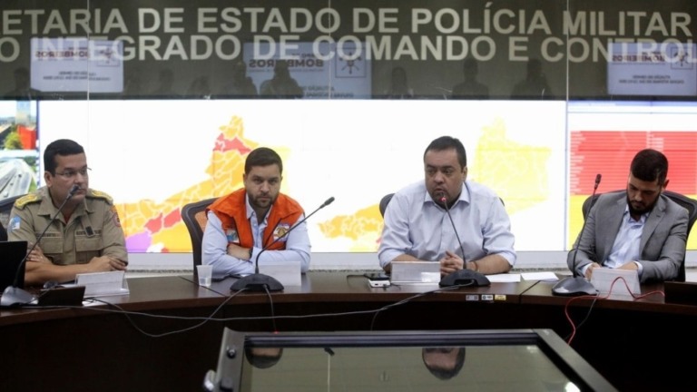 Divulgação redes sociais / Governo RJ Cláudio Castro esteve em reunião com o Comitê Permanente de Chuvas para falar de como minimizar estragos causados nesse fim de semana no estado