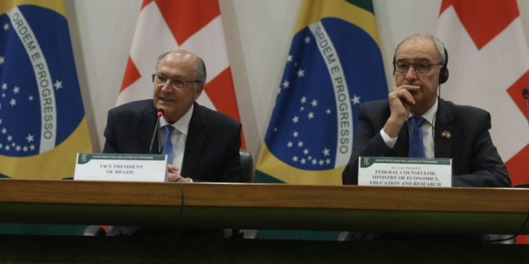 © Valter Campanato/Agência
