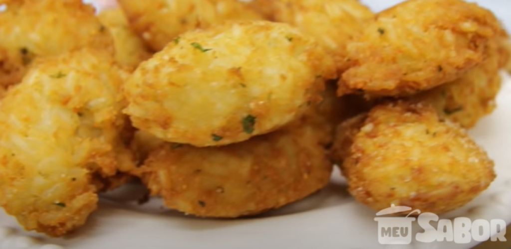 Bolinho de cenoura com curry e chia sem glúten