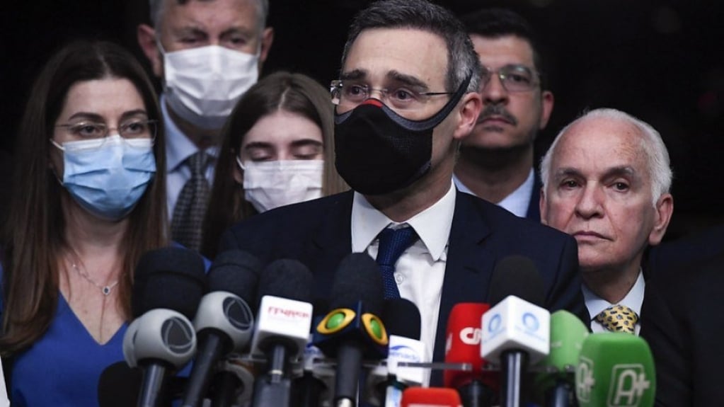 Mendonça pede informações à Presidência sobre fundão eleitoral Mendonça pede informações à Presidência sobre fundão eleitoral
