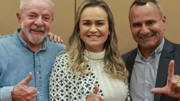 Reprodução Lula cogita retirar Daniela Carneiro do Turismo