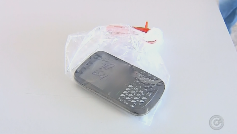 Celular apreendido entregou suspeito – Reprodução TV Tem
