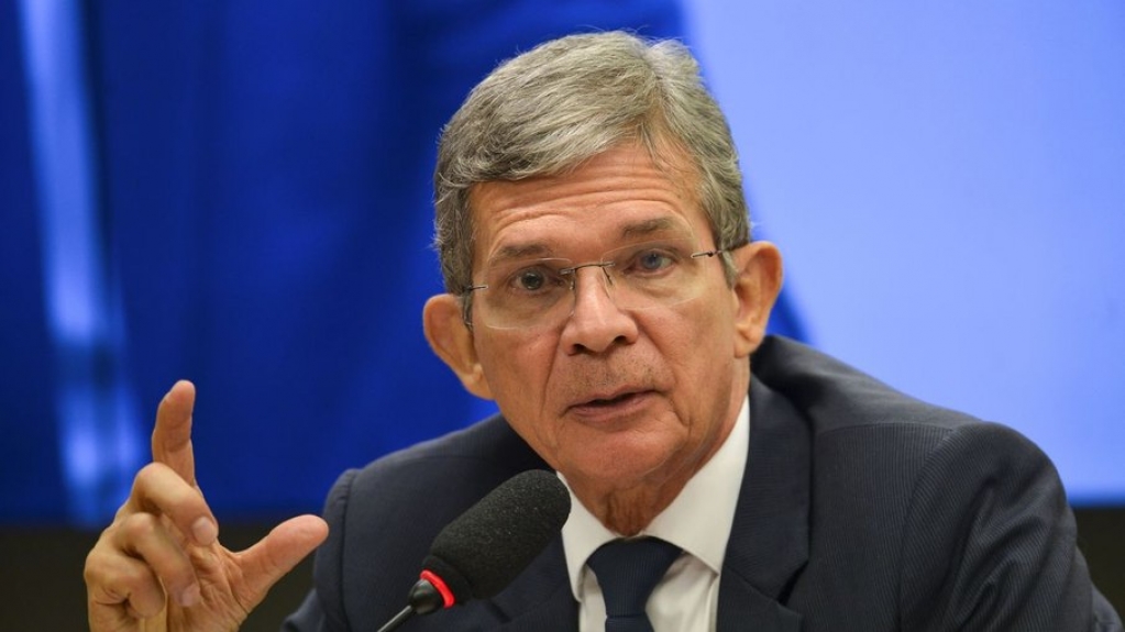 Silva e Luna nega redução do gás de cozinha: "A parte da Petrobras está feita"