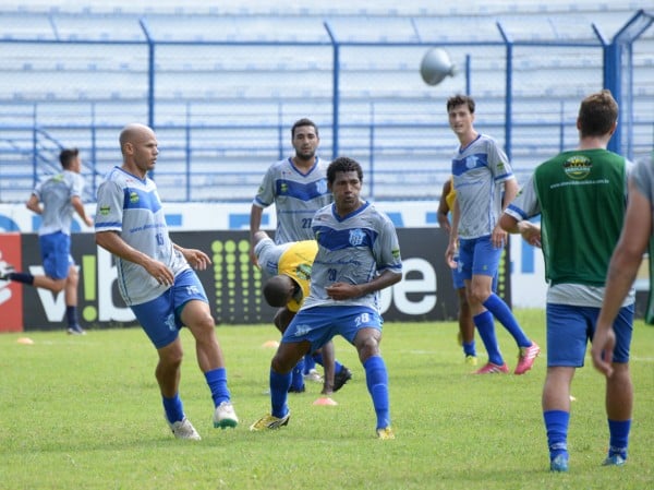 Jogadores do MAC treinam nesta sexta – Ricardo Prado/Divulgação