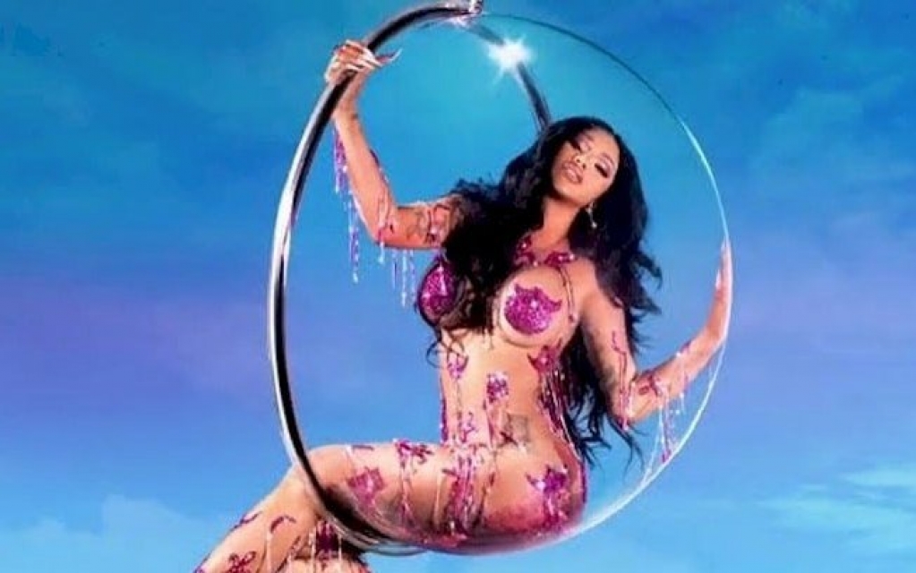 Cardi B acusa Latasha Kebe de difamação Cardi B acusa Latasha Kebe de difamação
