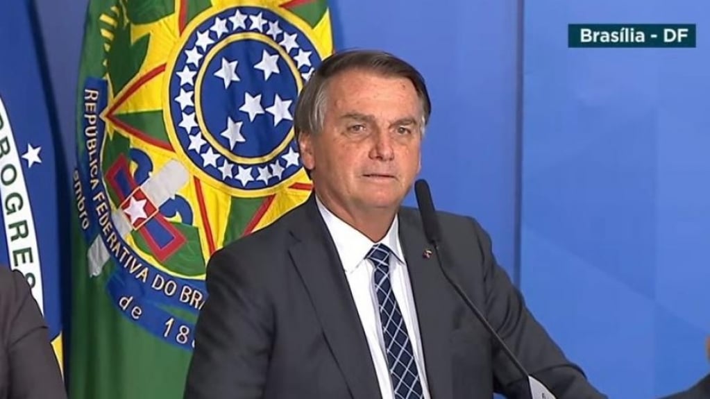 'É um crime agora ser rico?', diz Bolsonaro sobre imposto de fortunas