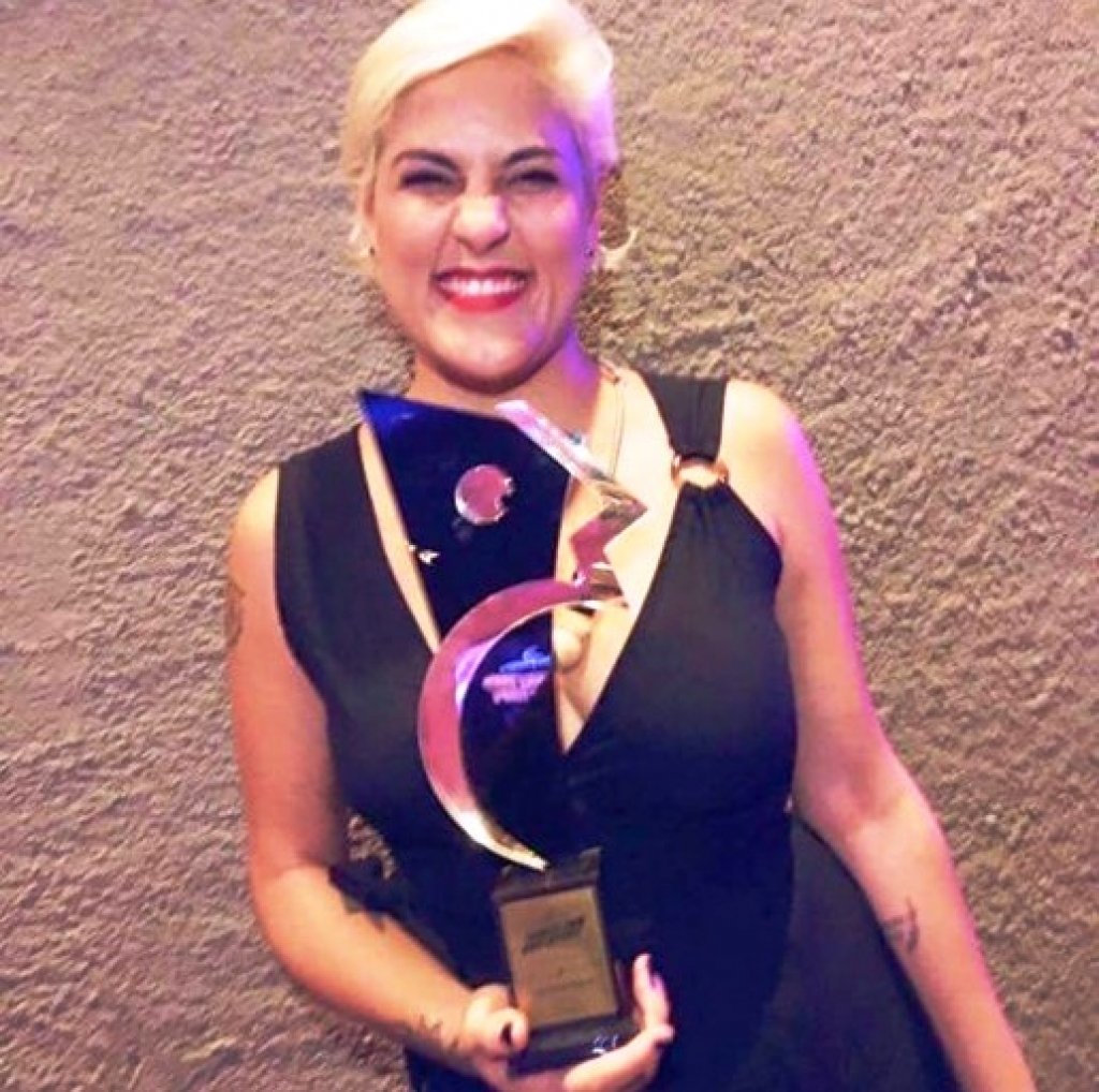 Jornalita mariliense Amanda Ferné Audi, vencedora do Prêmio Comunique-se 2019 na categoria Repórter Mídia Escrita – Arquivo Pessoal