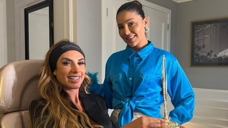 Andressa Barros elogia Nicole Bahls após harmonização facial: "Linda"