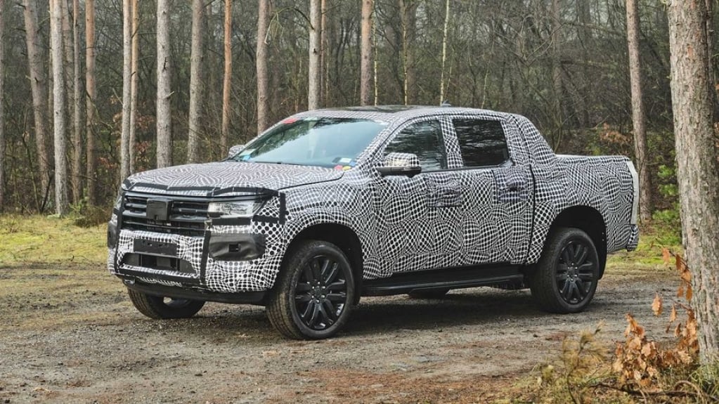 VW mostra nova geração da picape Amarok, mas ainda camuflada