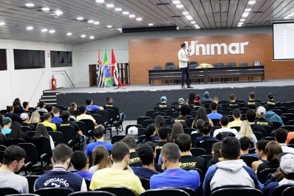 Semana de Educação Física - Curso faz Congresso Internacional com profissional do Chile