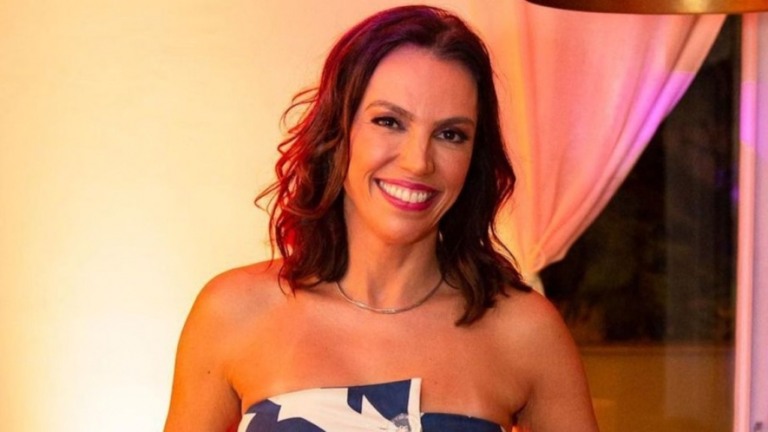 Ana Paula Araújo celebra aniversário de 50 anos: "Feliz demais"