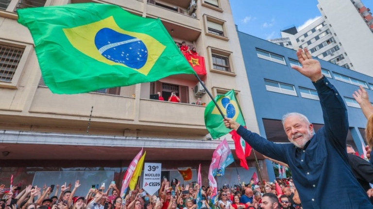 PT planeja realizar camping para receber apoiadores na posse de Lula