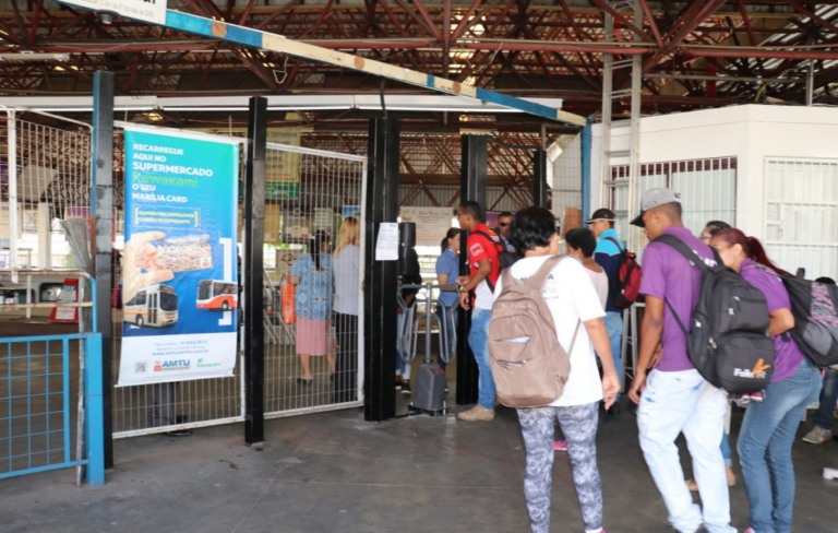 Justiça publica decisão e abre prazo para baixar passagem de ônibus em Marília