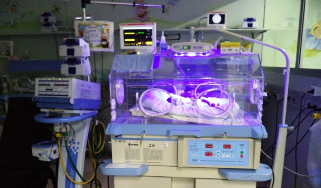 Hospital da Unimar incentiva aleitamento em UTI neonatal